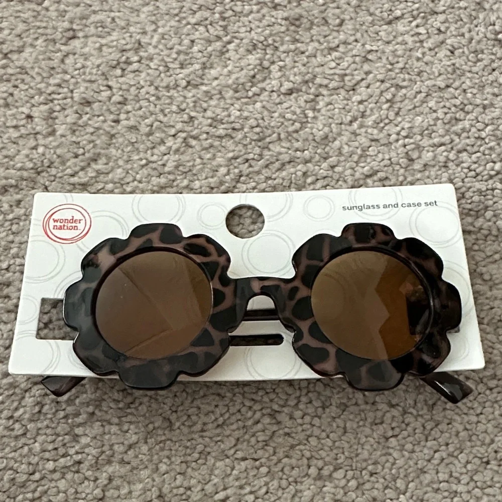 Wonder Nation Brown Leopard Flower Sunglasses